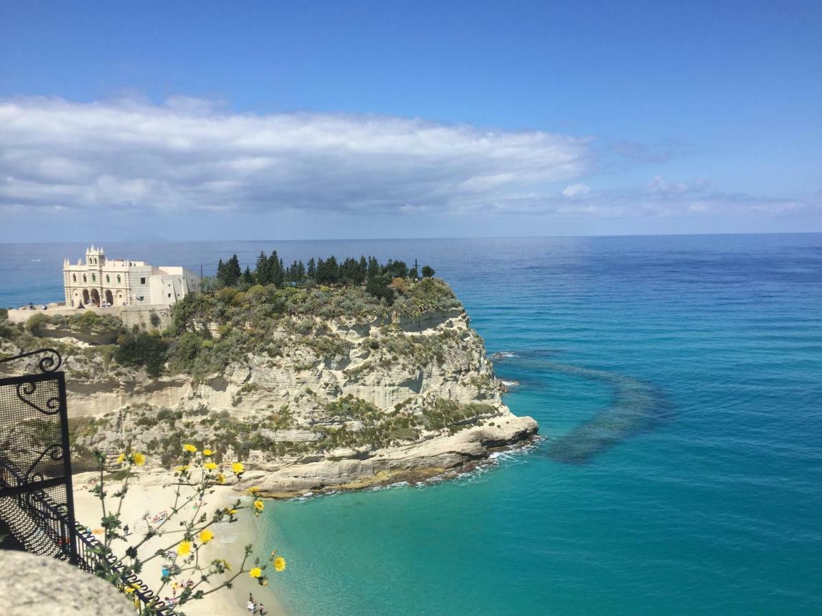 Апартаменти La Mesonette A Due Passi Dal Mare Тропеа Екстер'єр фото